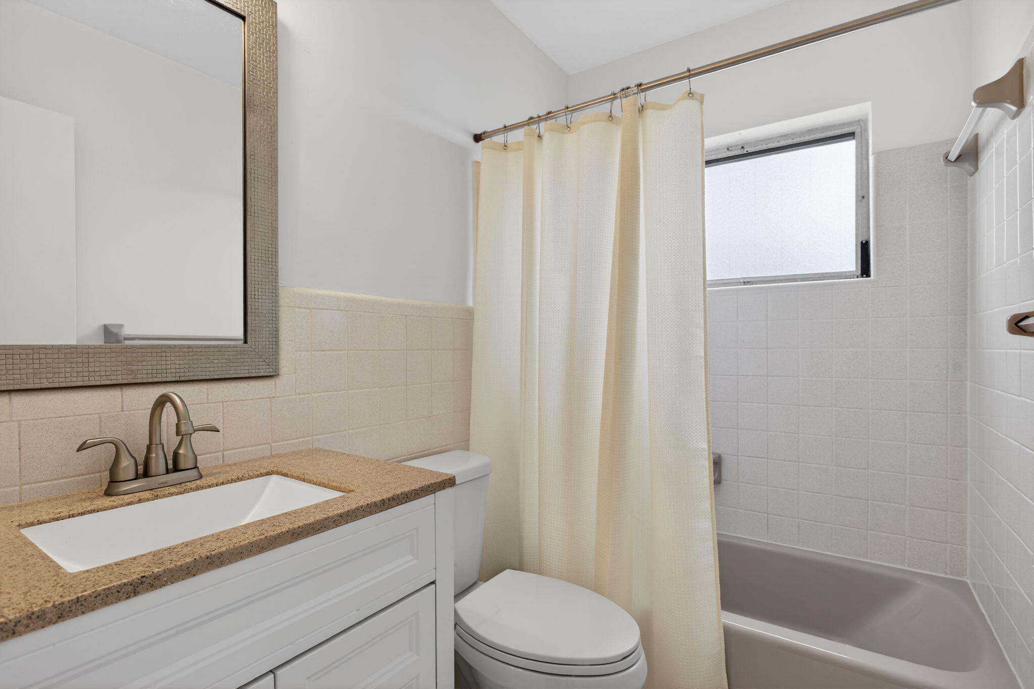 GARDEN ISLES SEC 2 - Residential Income