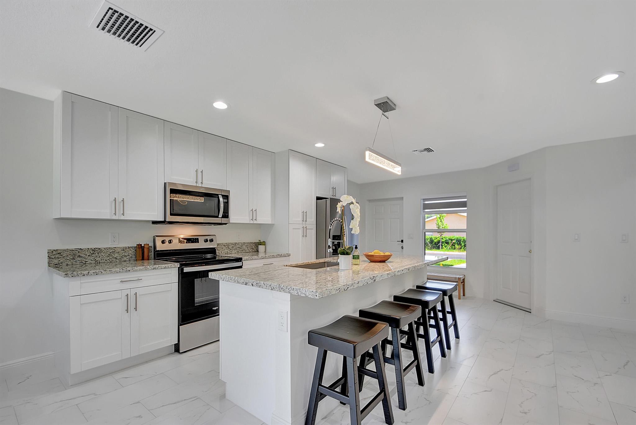 PATIO COURT TOWNHOMES - Residential Lease