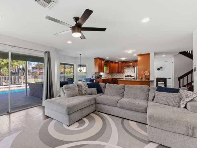 5528 Descartes Circle