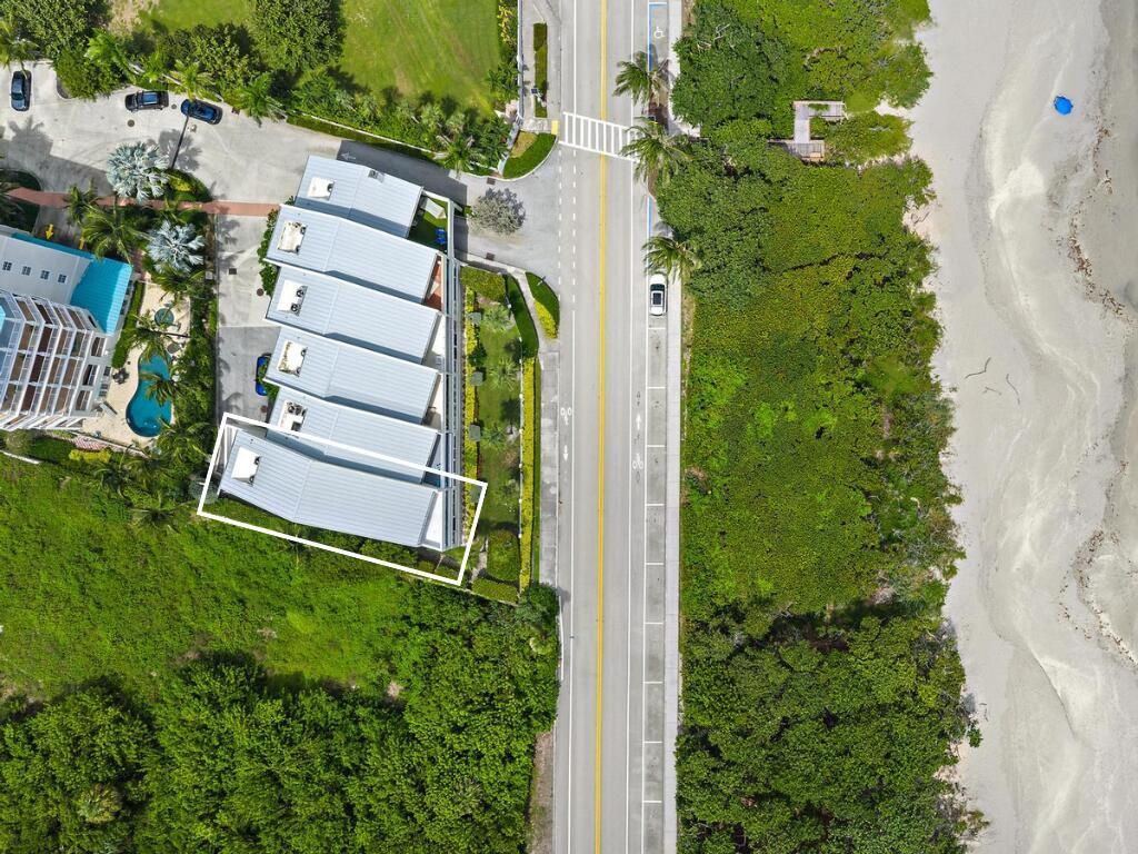 Photo of 2050 S Highway A1a #5, Jupiter, FL 33477 (MLS # R11125172)
