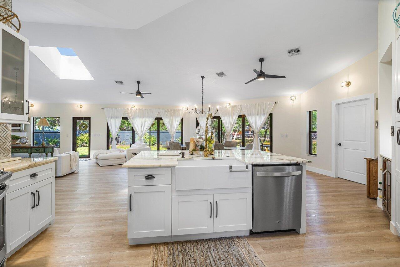 SEVEN OAKS / MAHEU ESTATE - Residential