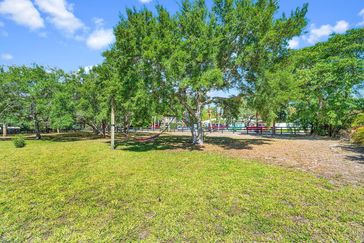 SEVEN OAKS / MAHEU ESTATE - Residential