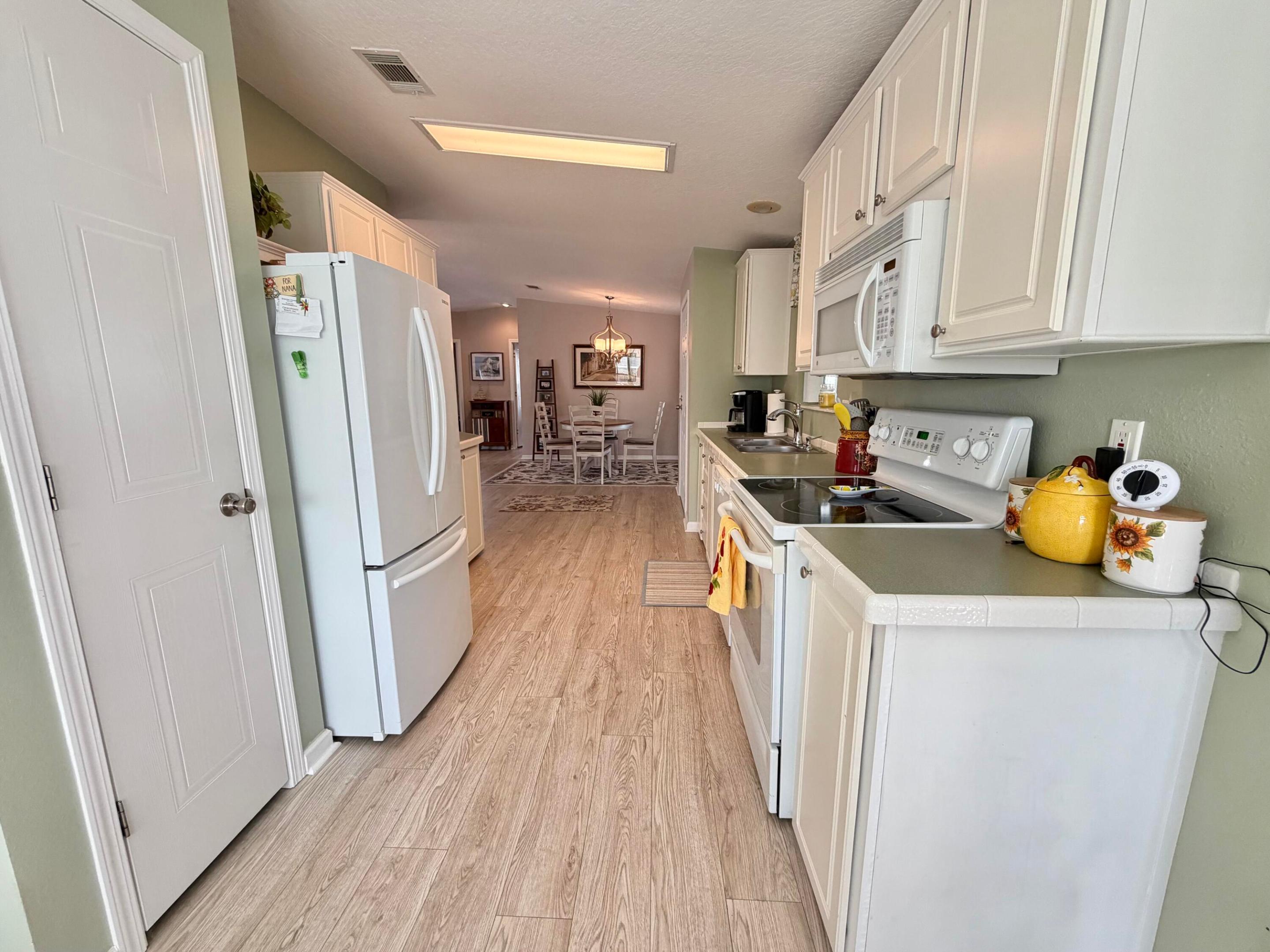 EAGLE'S RETREAT AT SAVANNA CLUB PHASE 2 - Residential