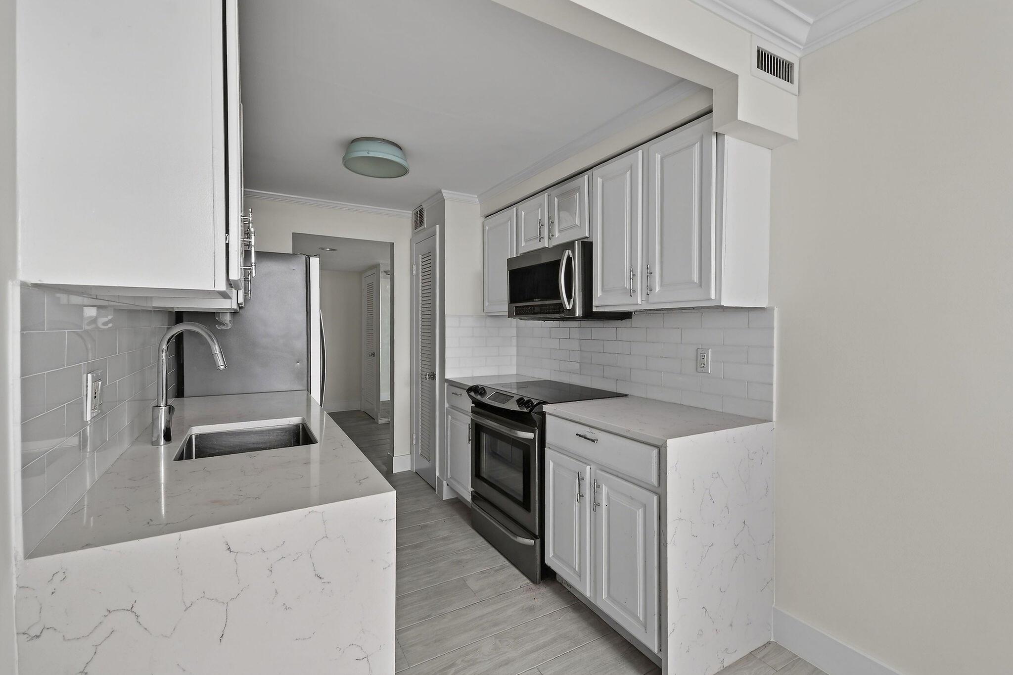 PORTOFINO SOUTH CONDO EST - Residential Lease