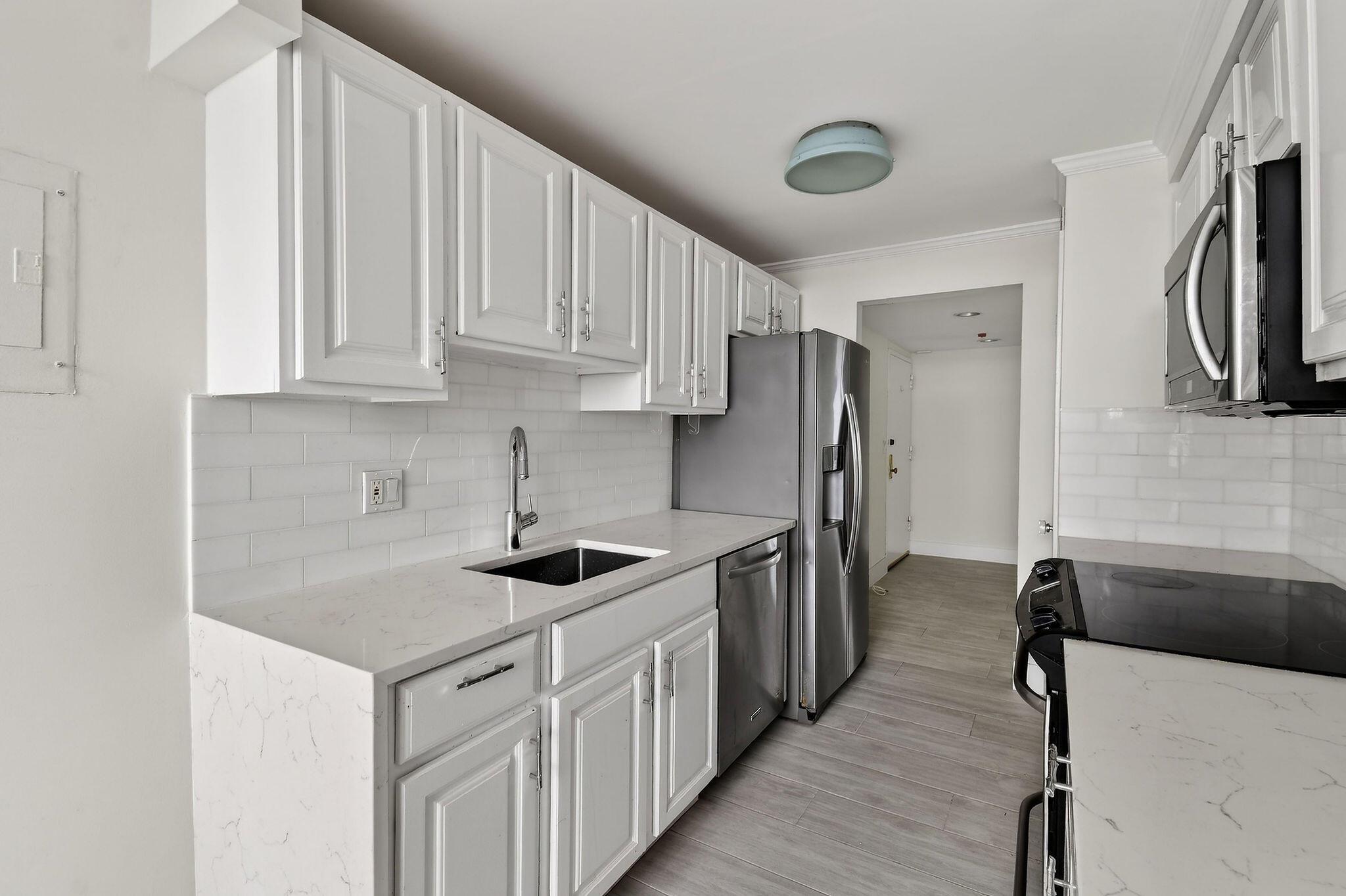 PORTOFINO SOUTH CONDO EST - Residential Lease