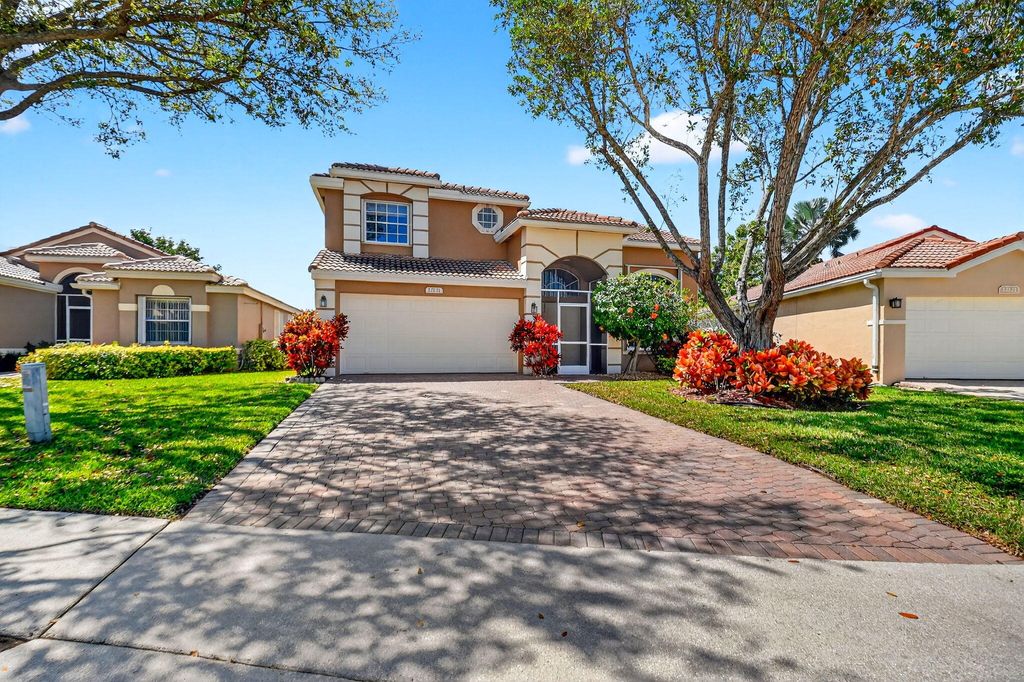 Photo of 12131 Dunhill Drive, Boynton Beach, FL 33437 (MLS # R11167655)