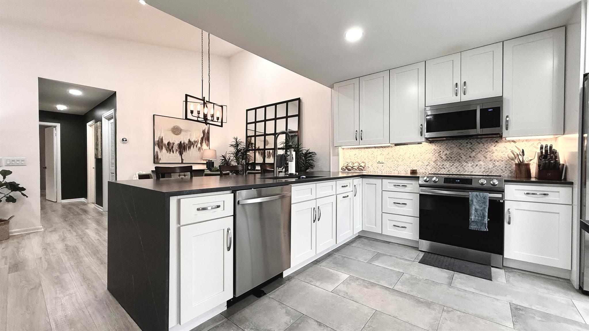 HEATHERWOOD CONDO - Residential Lease