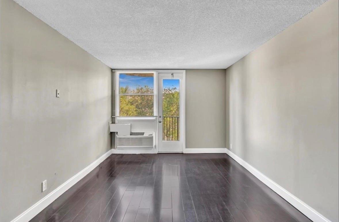 Coral Spgs Tower Club II - Residential Lease