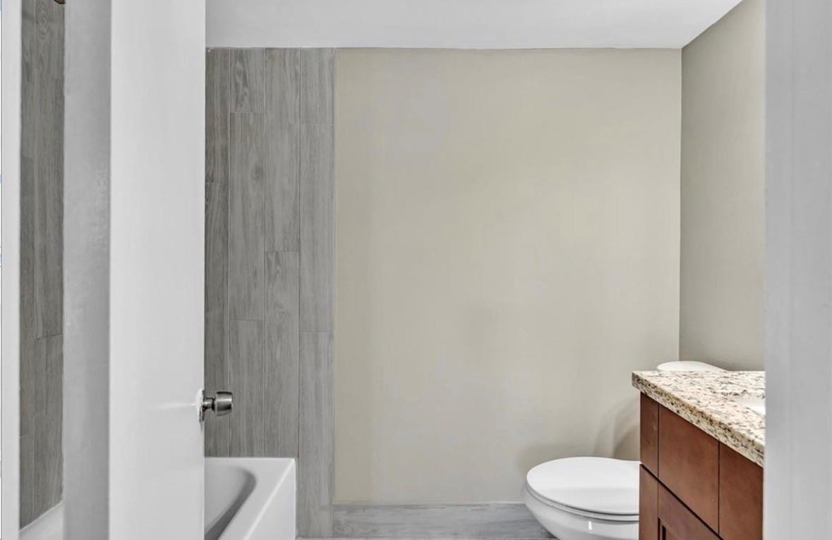 Coral Spgs Tower Club II - Residential Lease