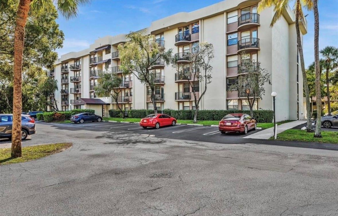 Coral Spgs Tower Club II - Residential Lease