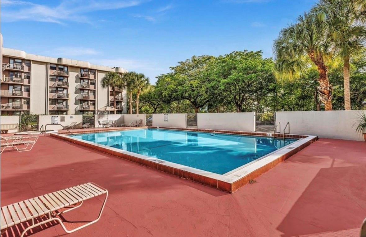 Coral Spgs Tower Club II - Residential Lease