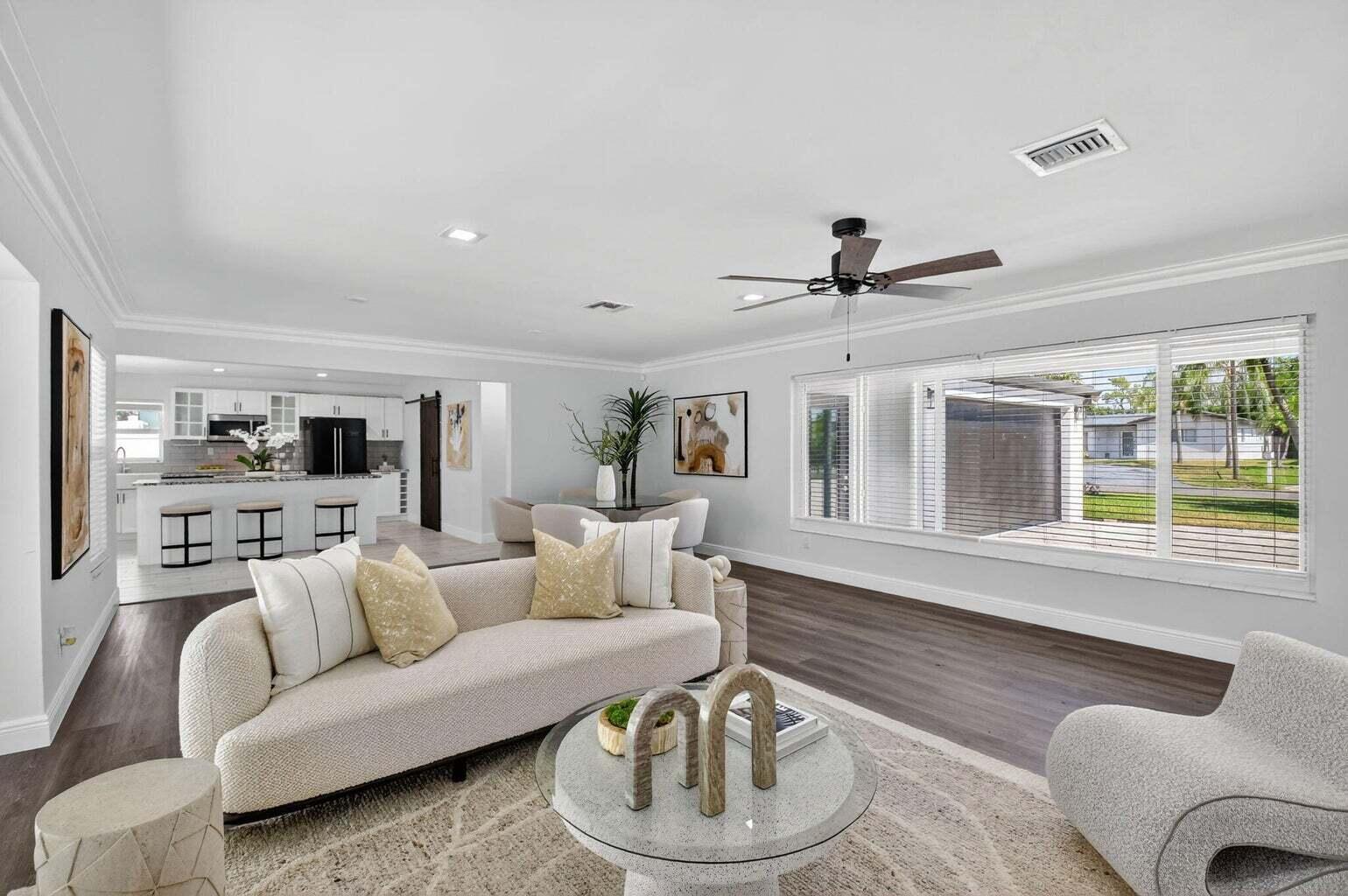 FOREST HILLS - Residential Lease