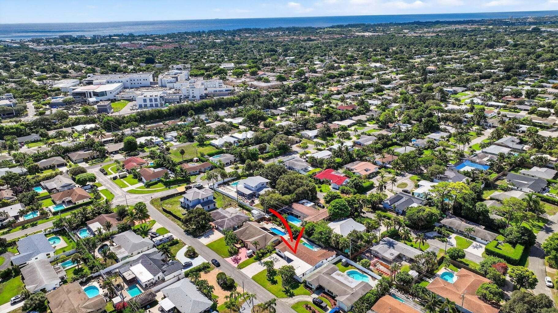 FOREST HILLS - Residential Lease