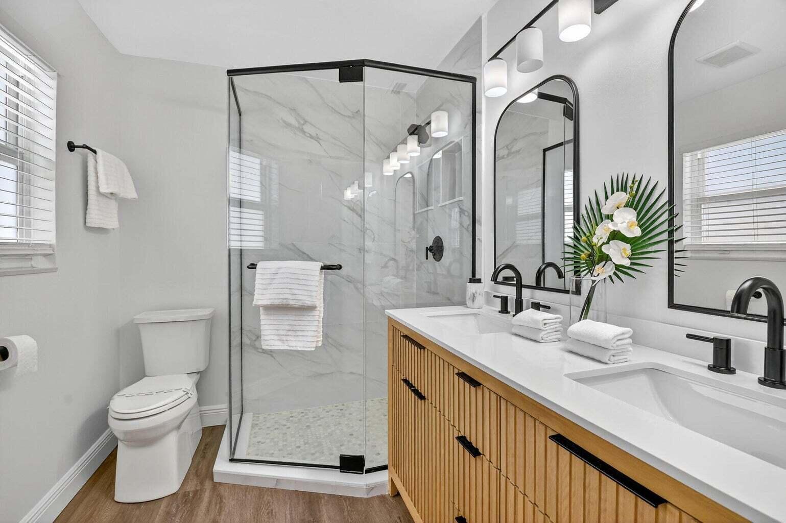 FOREST HILLS - Residential Lease