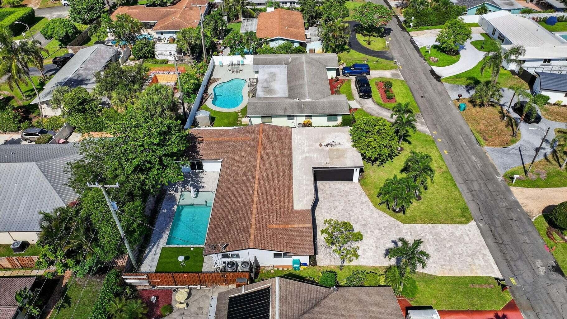 FOREST HILLS - Residential Lease