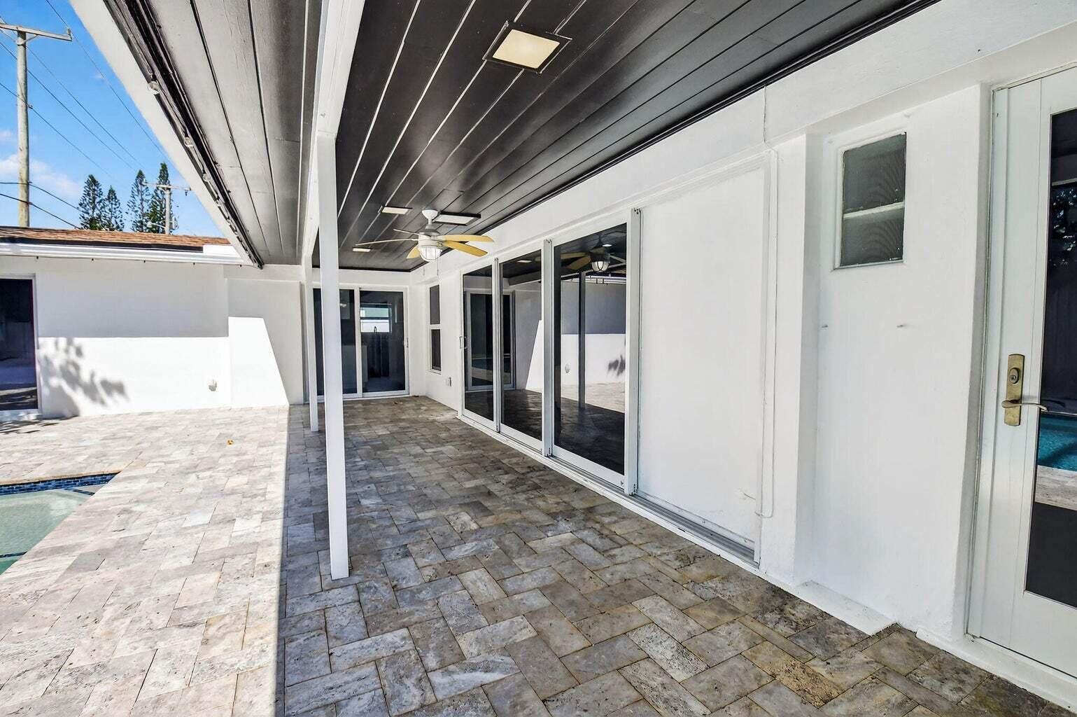 FOREST HILLS - Residential Lease