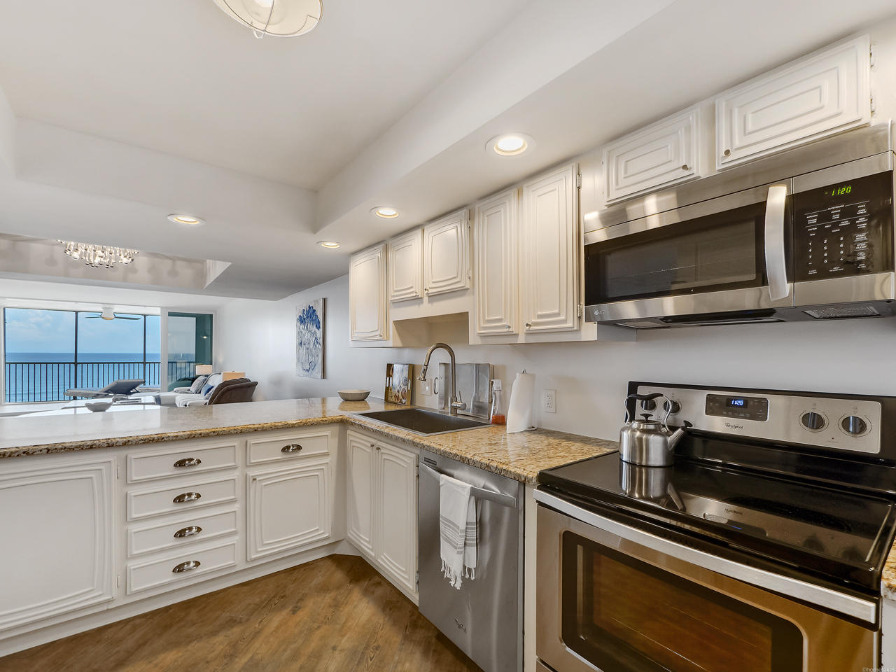 THE TOWER - Residential