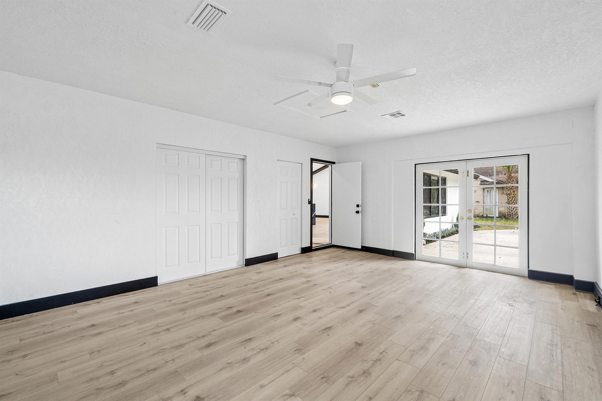 LAKES OF LANTANA PHASE 1A - Residential