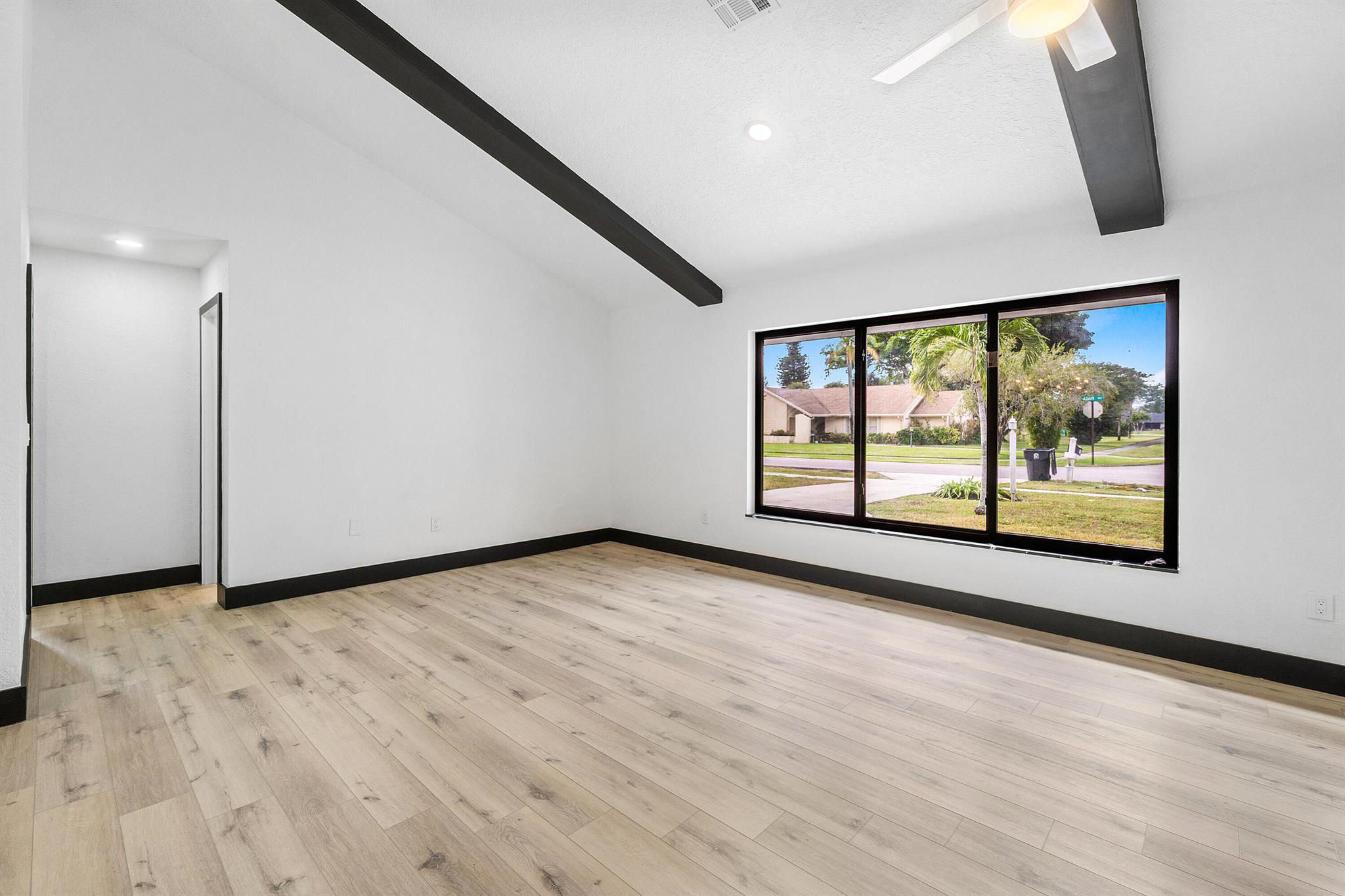 LAKES OF LANTANA PHASE 1A - Residential