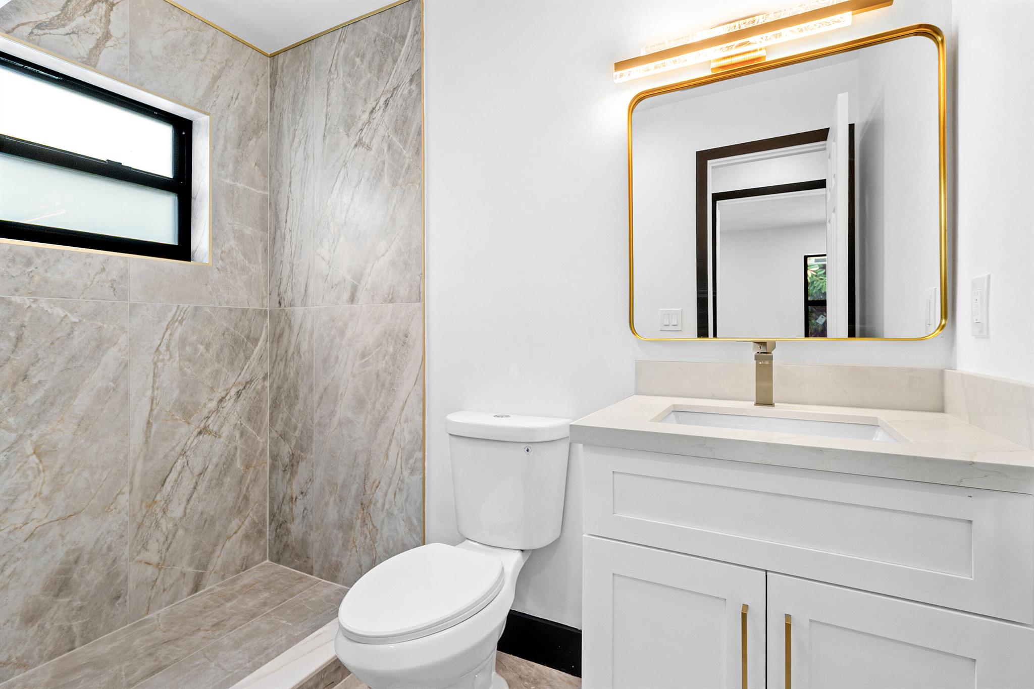 LAKES OF LANTANA PHASE 1A - Residential