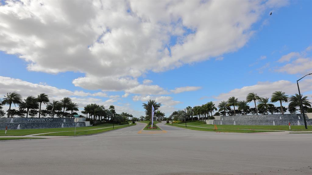 Valencia Cay at Riverland - Residential