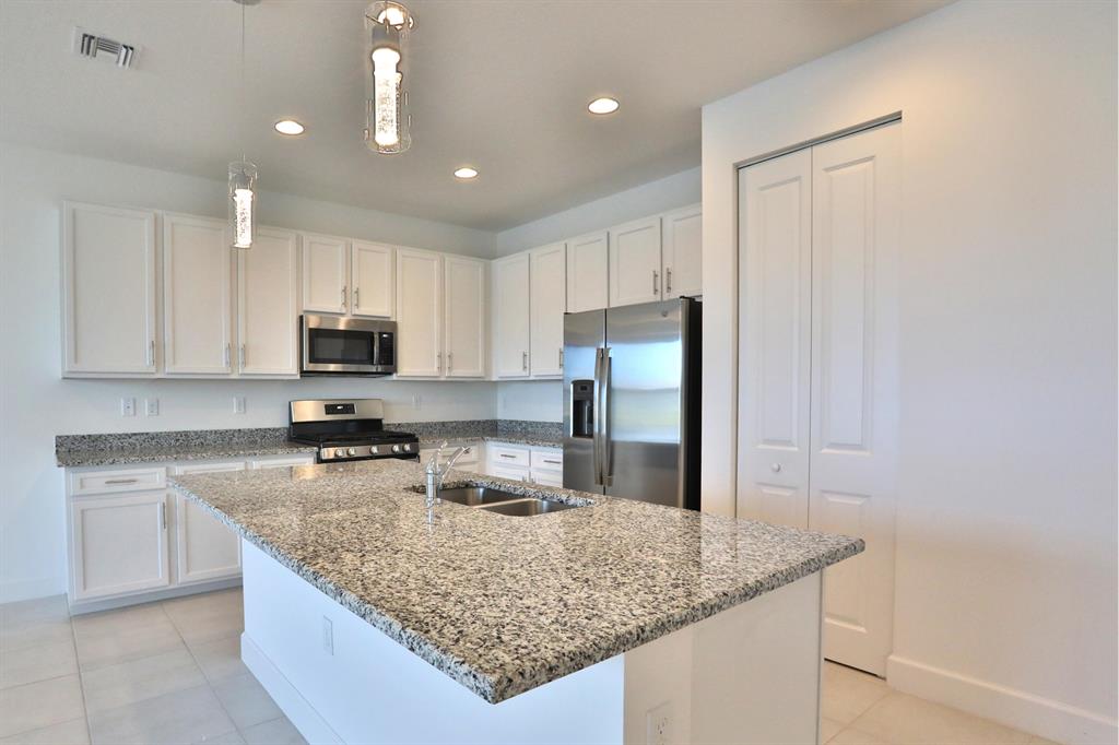 Valencia Cay at Riverland - Residential