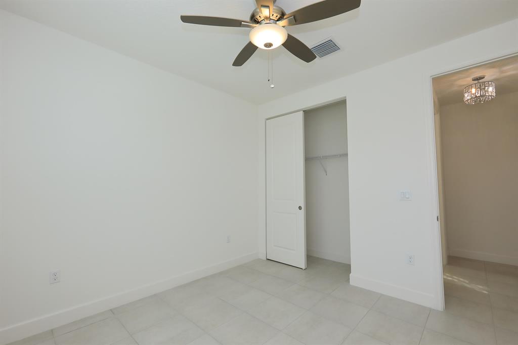 Valencia Cay at Riverland - Residential