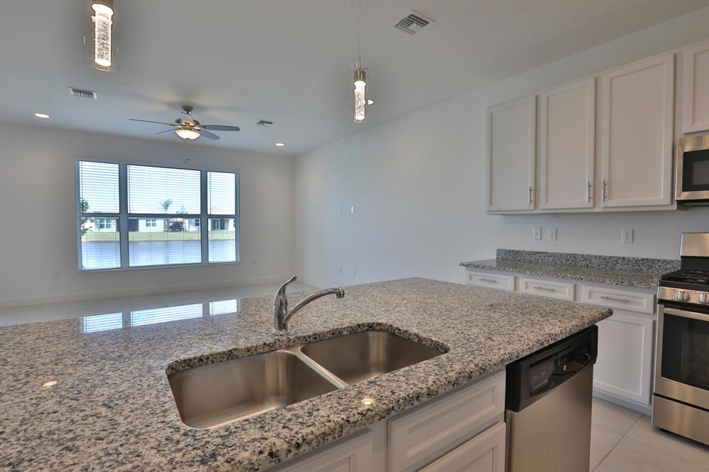 Valencia Cay at Riverland - Residential