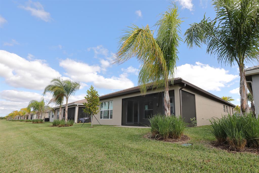 Valencia Cay at Riverland - Residential