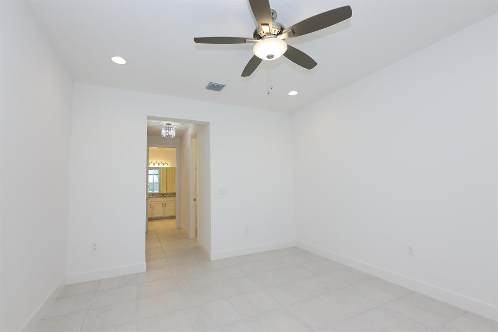 Valencia Cay at Riverland - Residential