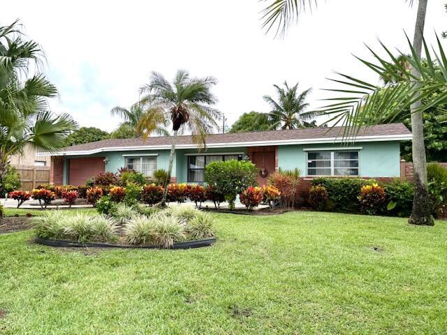 729 W Kalmia Drive