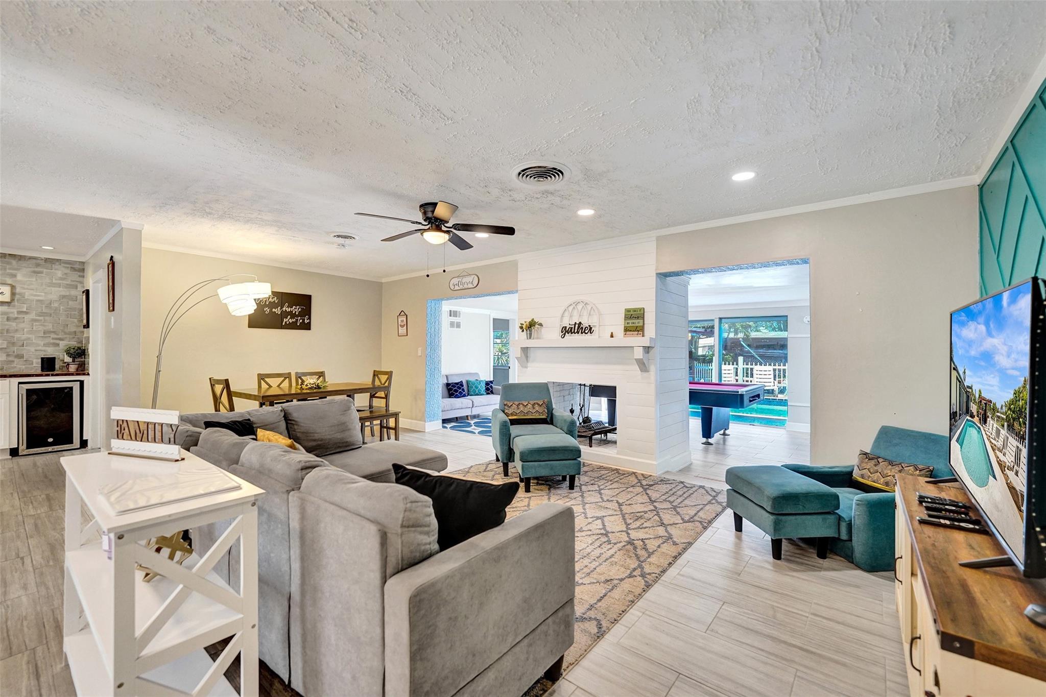 Royal Palm Acres First Se - Residential Lease