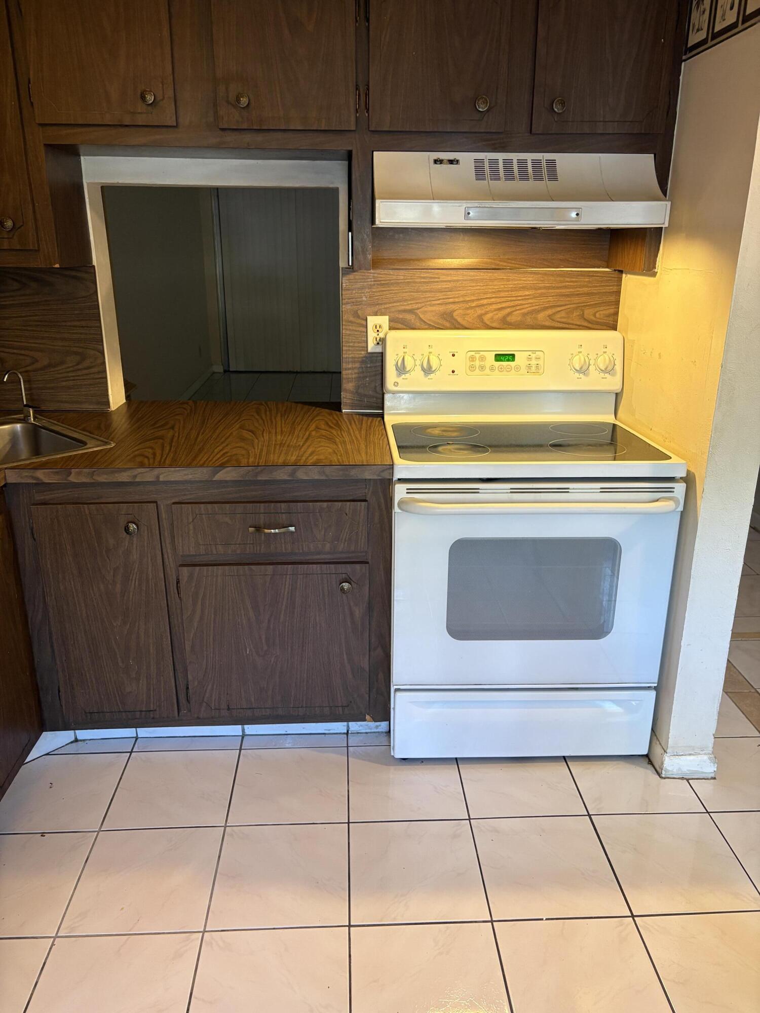 BERMUDA CLUB FIVE CONDO - Residential Lease