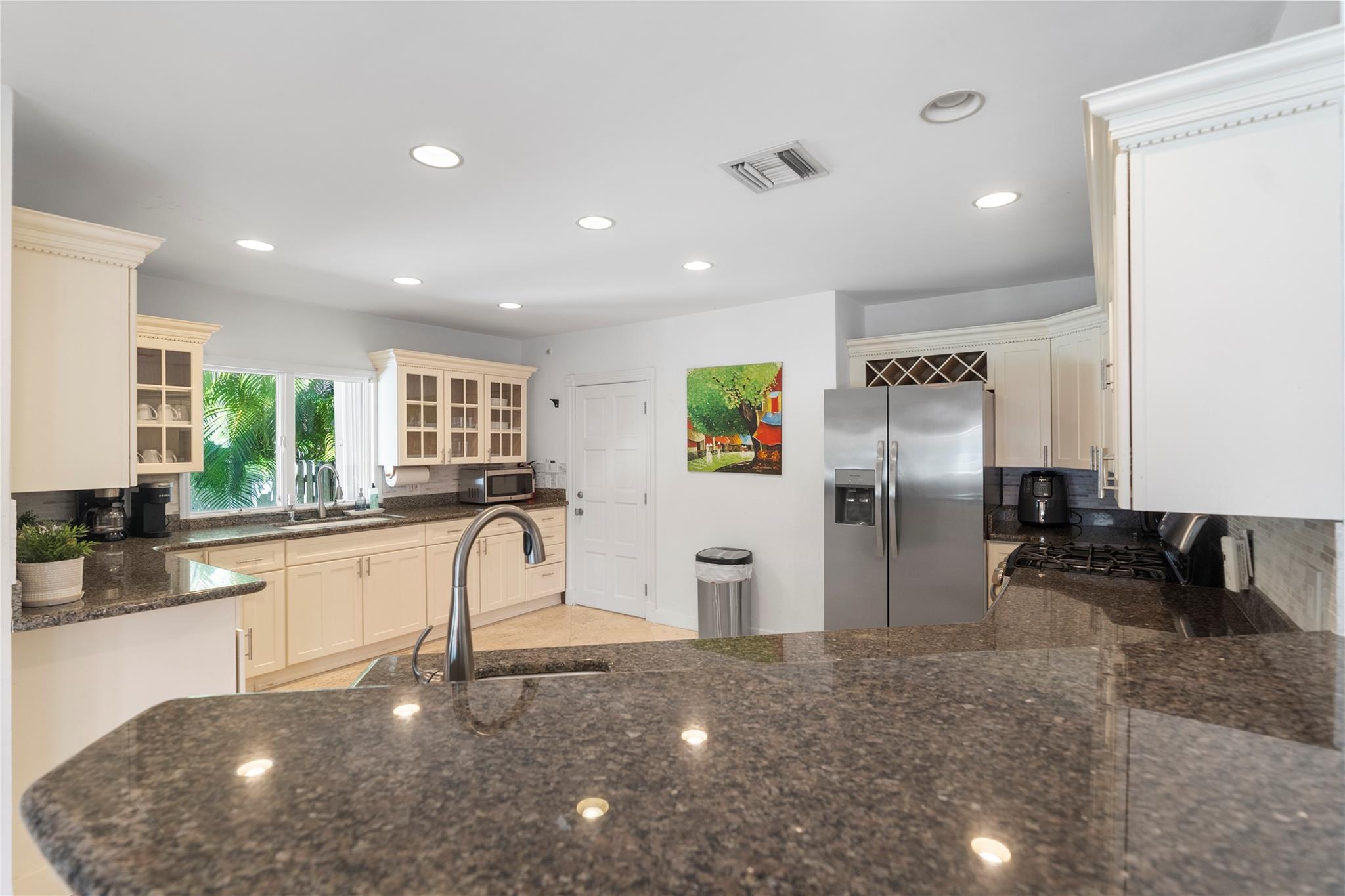 Coral Isles 15-68 B - Residential