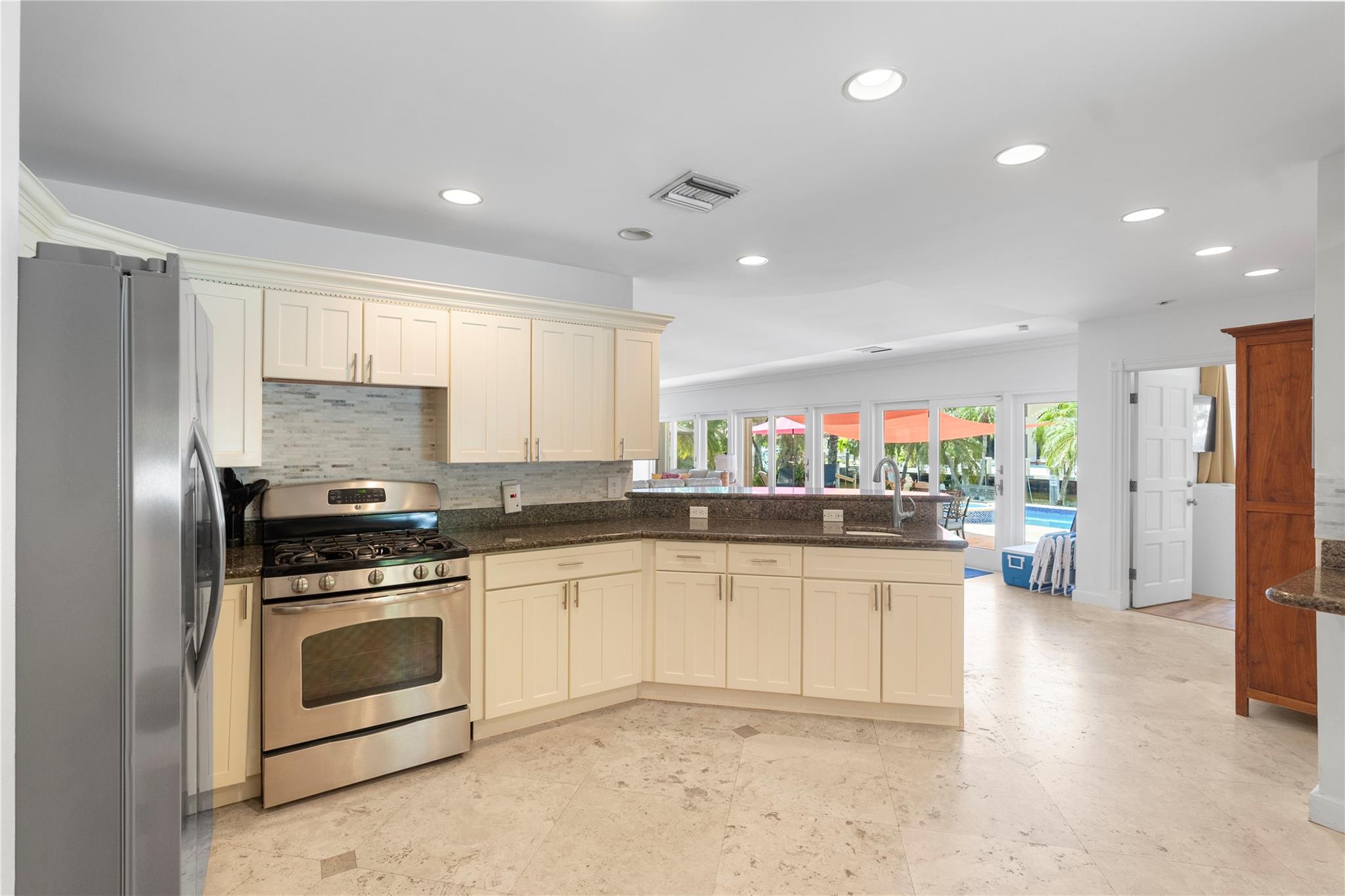 Coral Isles 15-68 B - Residential