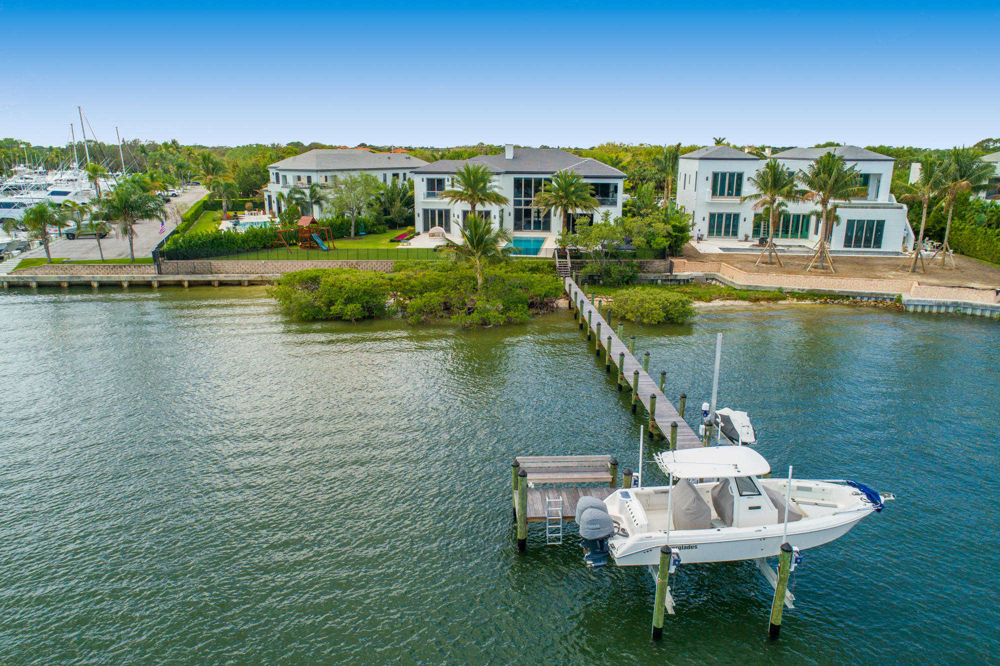 HARBOR PLACE - Residential