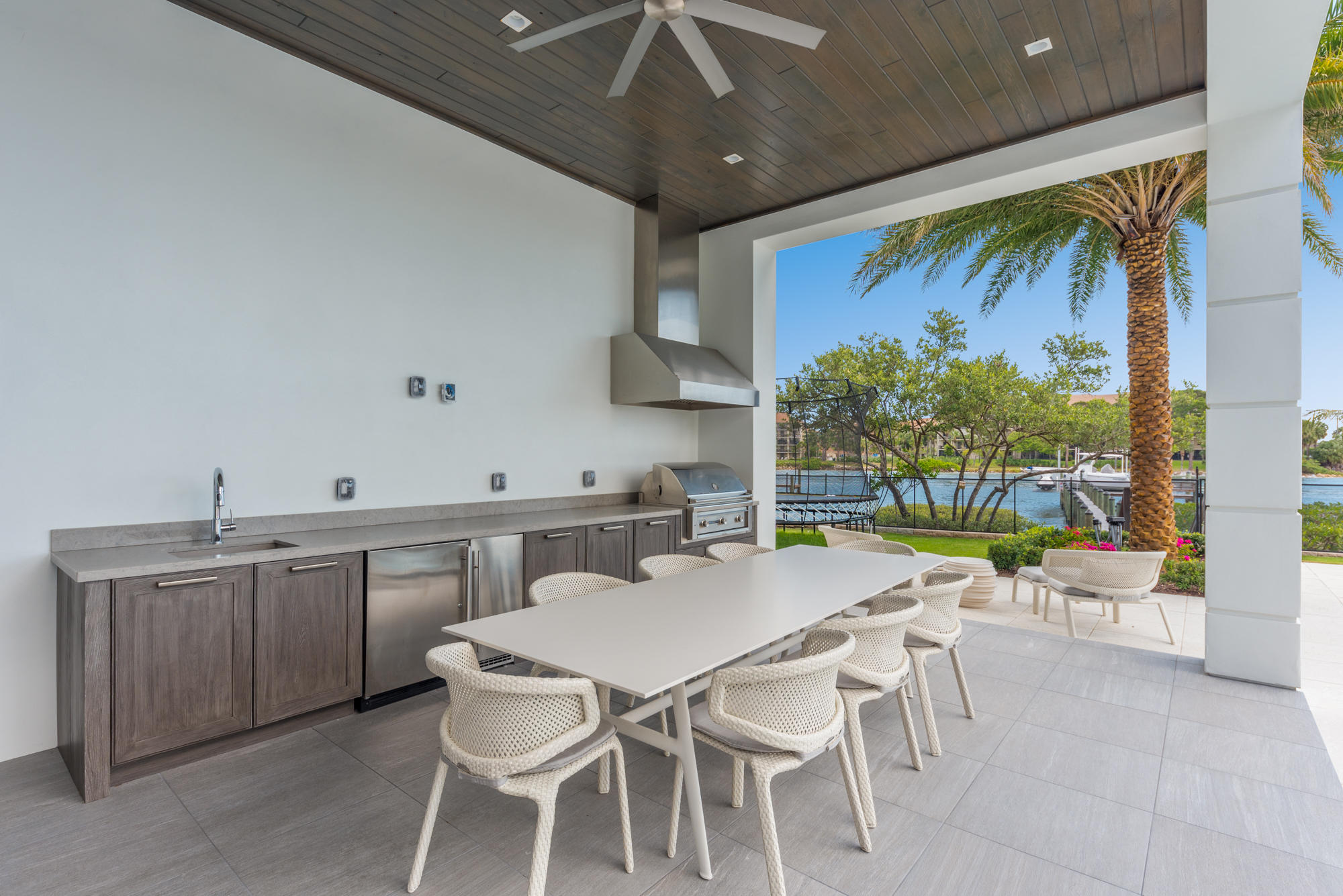 HARBOR PLACE - Residential