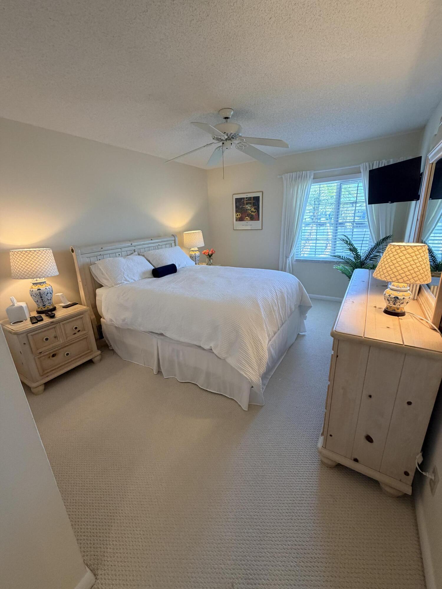 VILLAS OF OCEAN DUNES 4 - Residential Lease