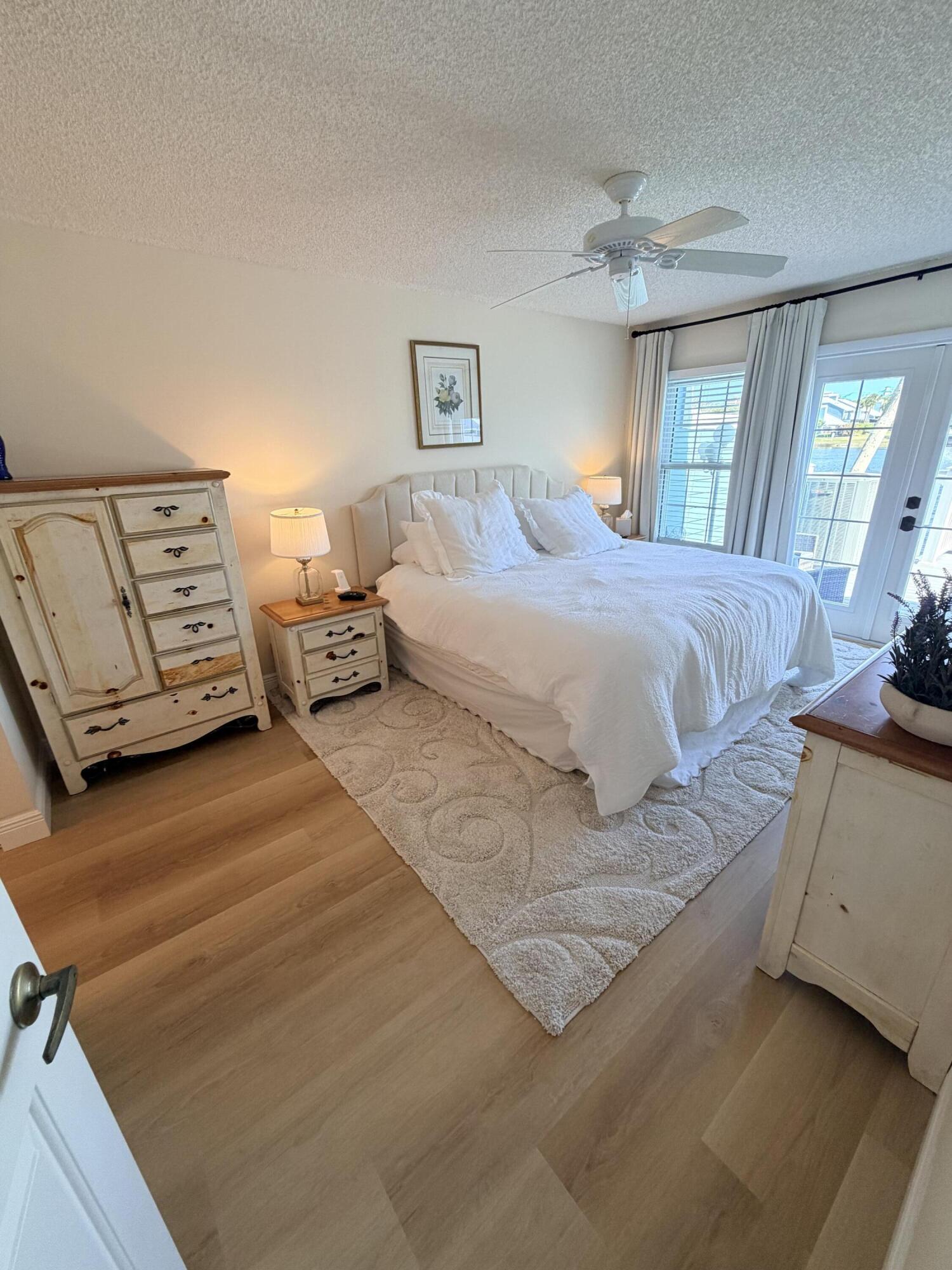 VILLAS OF OCEAN DUNES 4 - Residential Lease