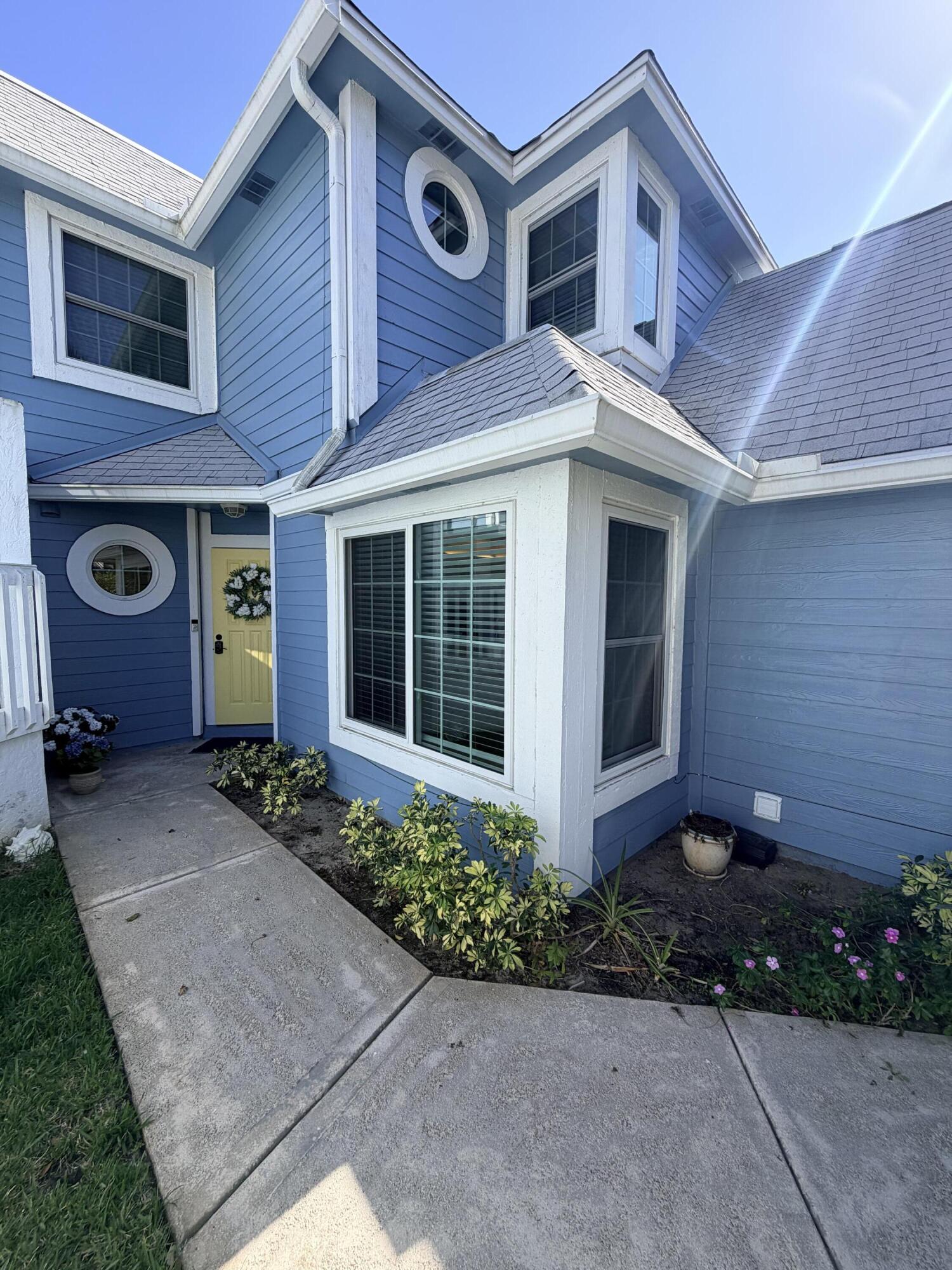 VILLAS OF OCEAN DUNES 4 - Residential Lease