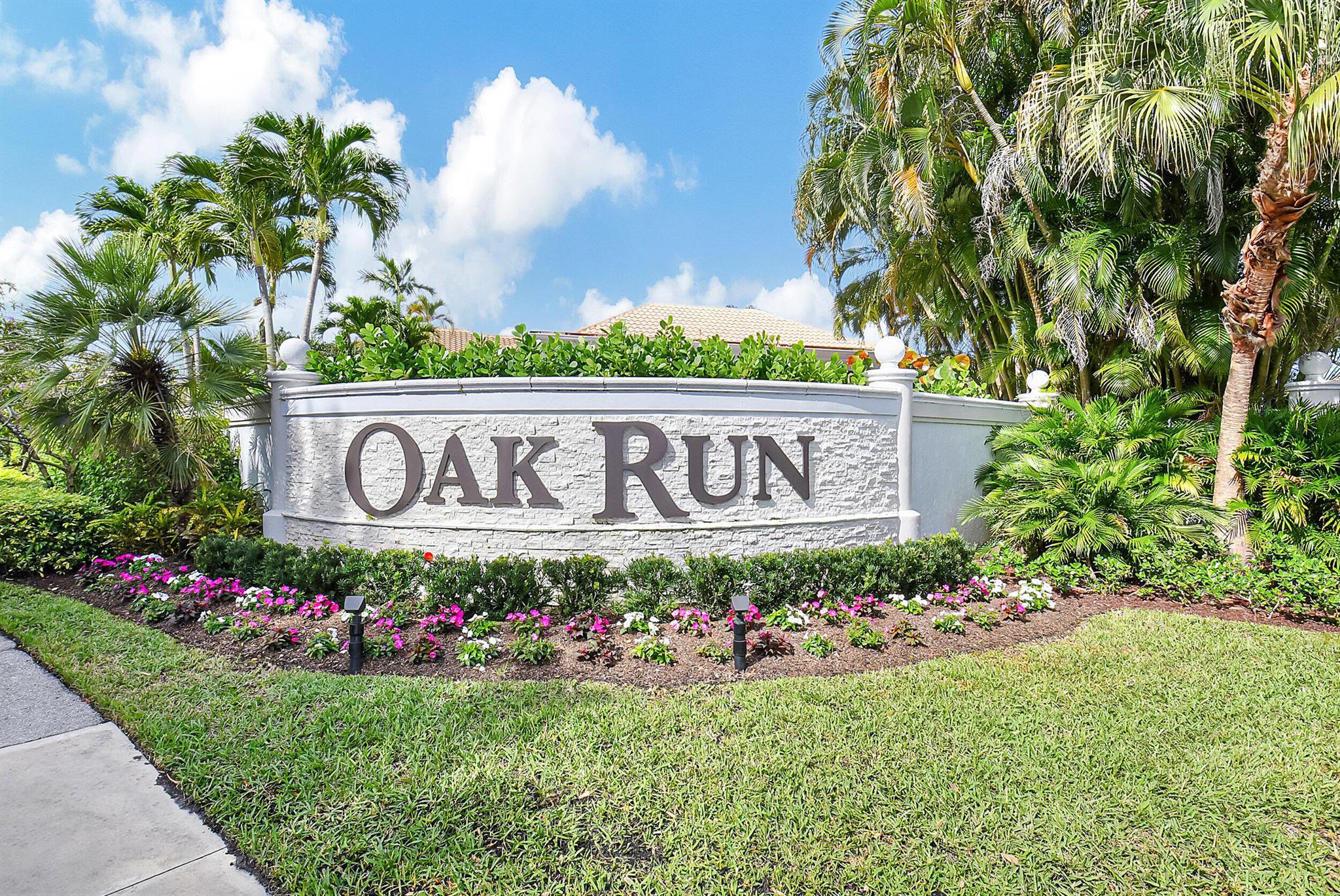 OAK RUN - Residential