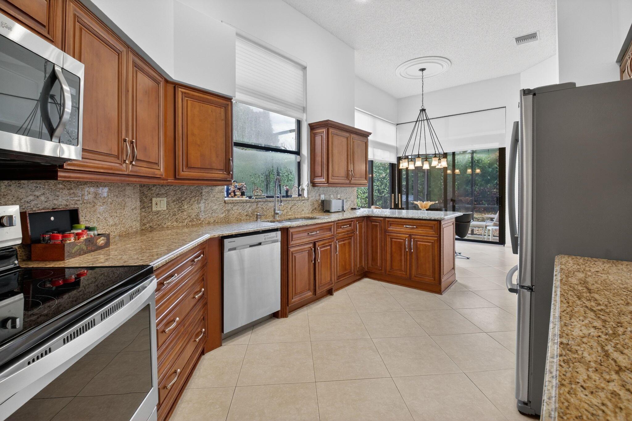 OAK RUN - Residential