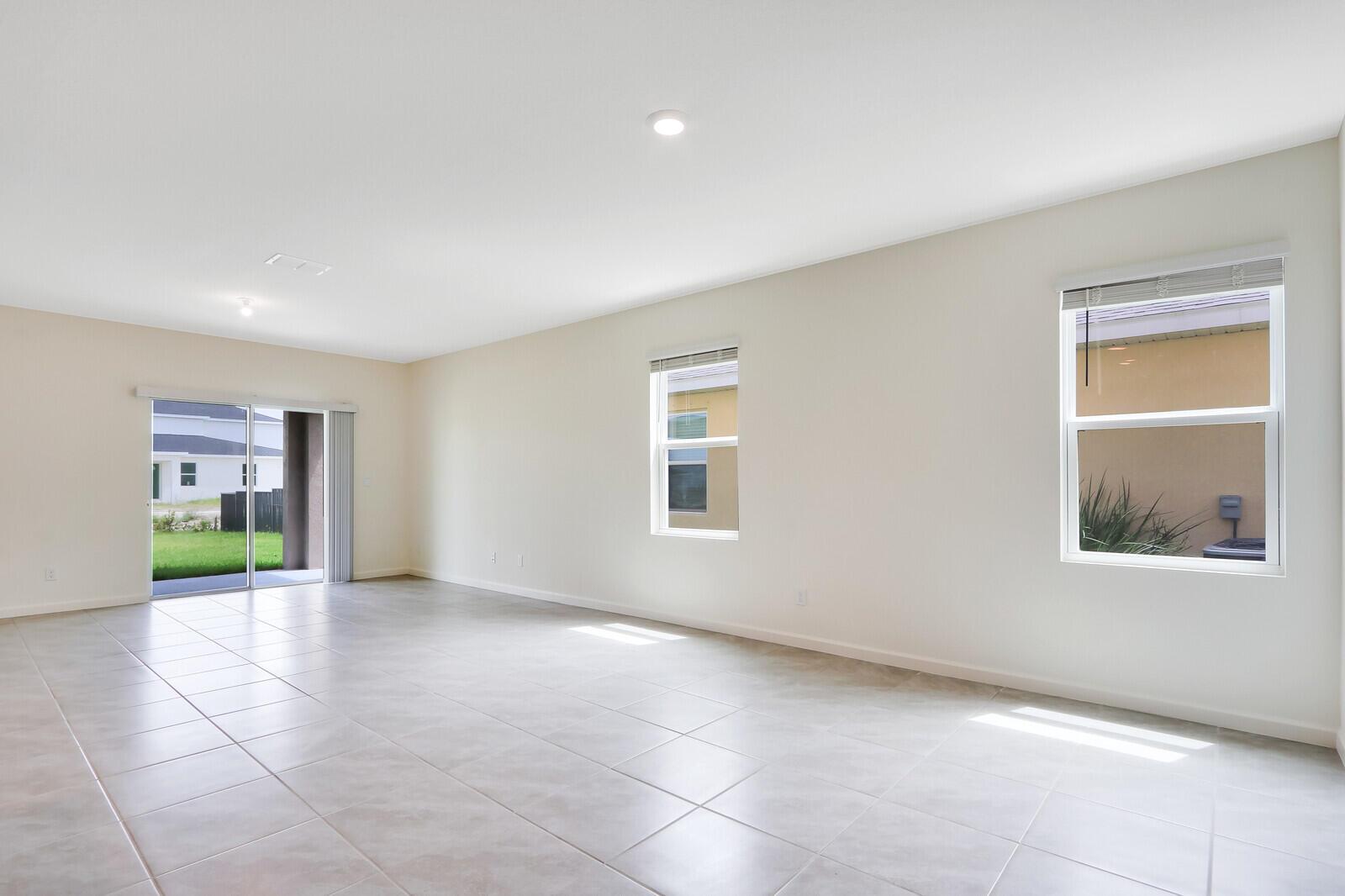 VERANO SOUTH PUD 1 - POD - Residential Lease