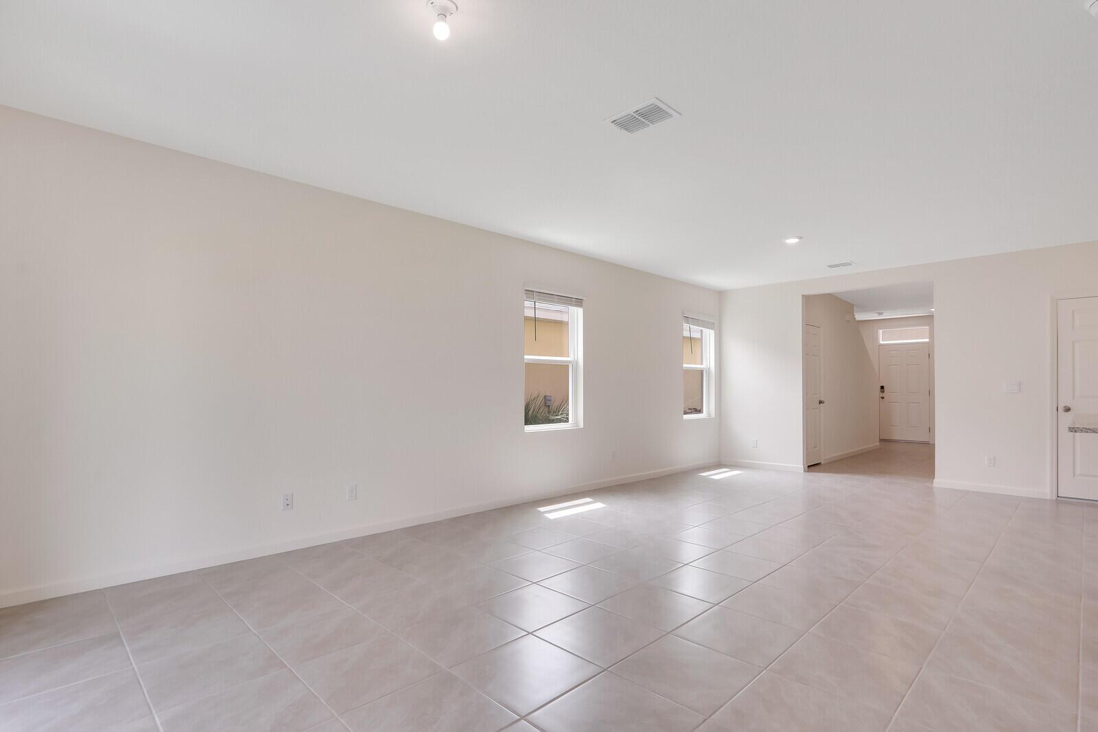 VERANO SOUTH PUD 1 - POD - Residential Lease