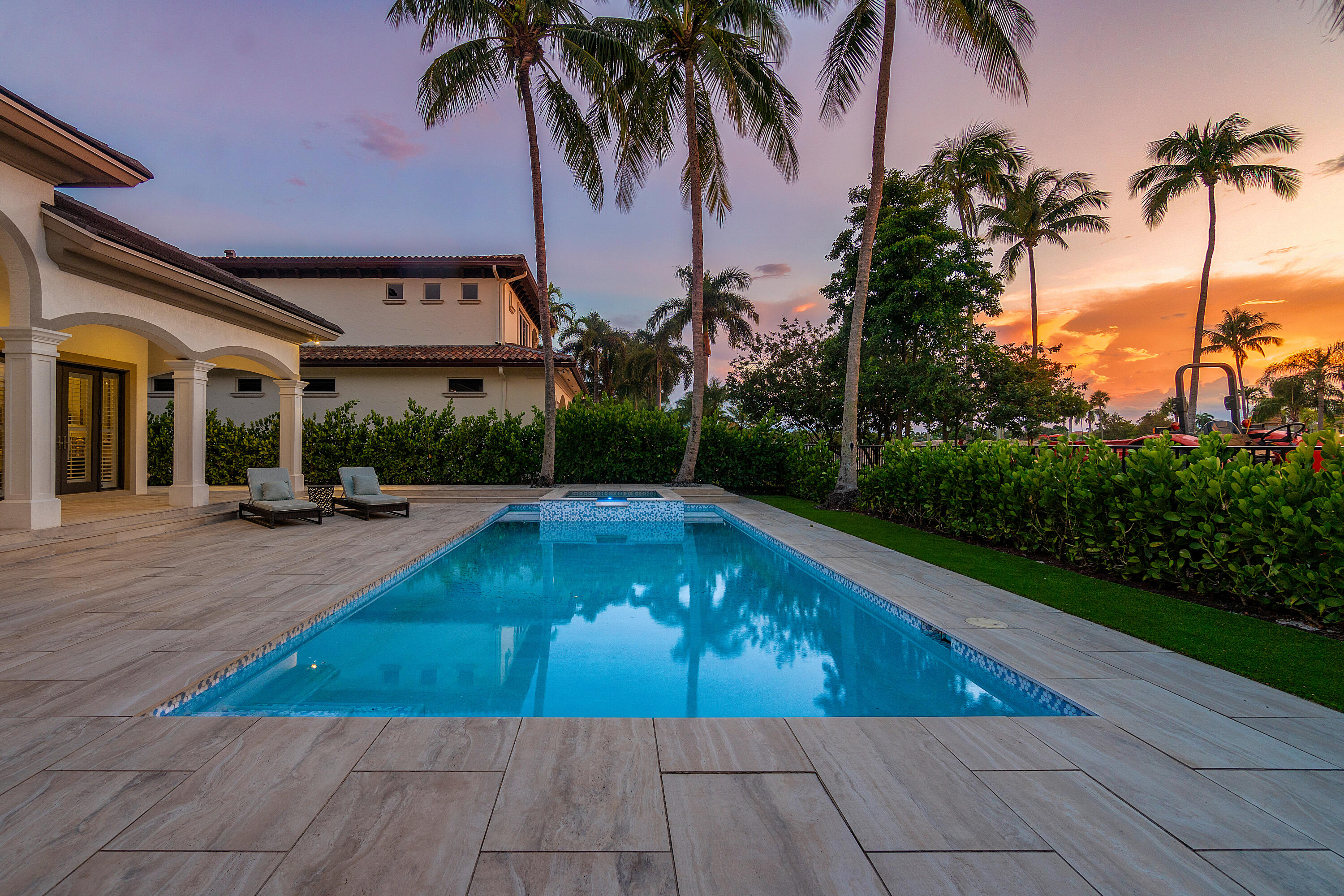 ROYAL PALM YACHT & COUNTRY CLUB - Residential