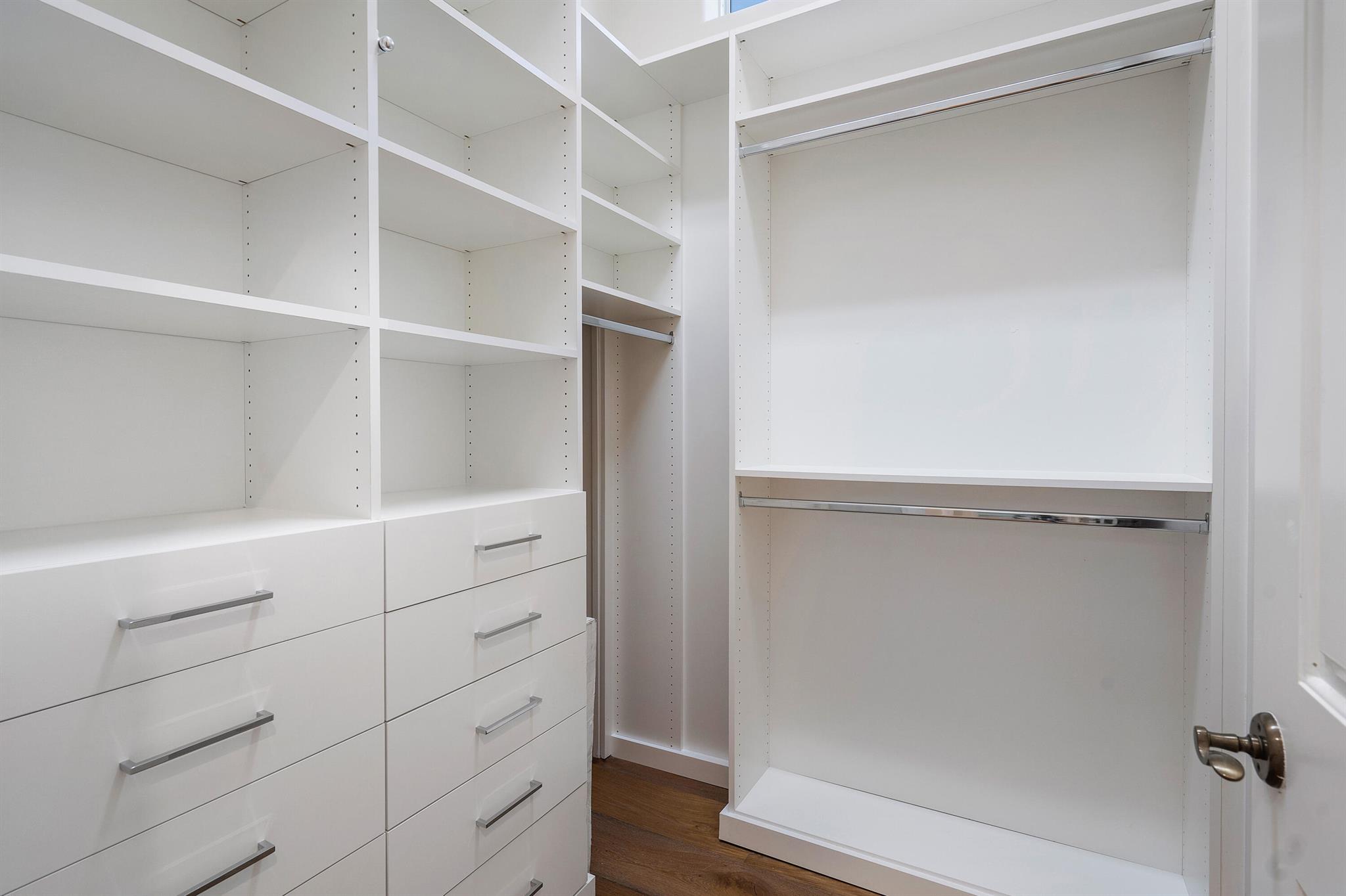 ROYAL PALM YACHT & COUNTR - Residential