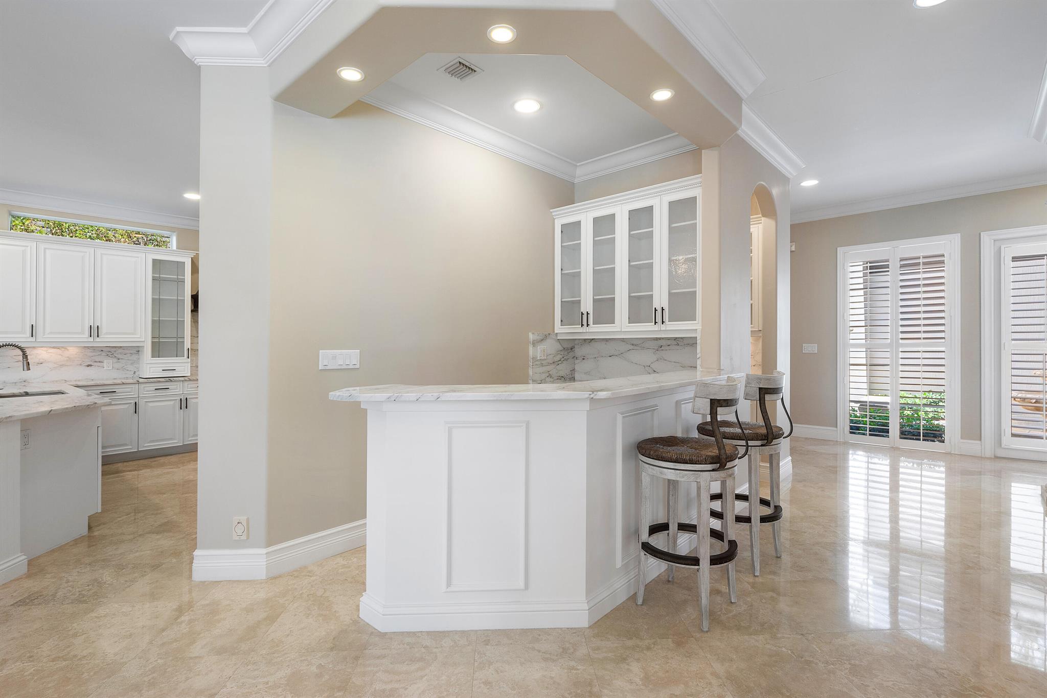 ROYAL PALM YACHT & COUNTR - Residential