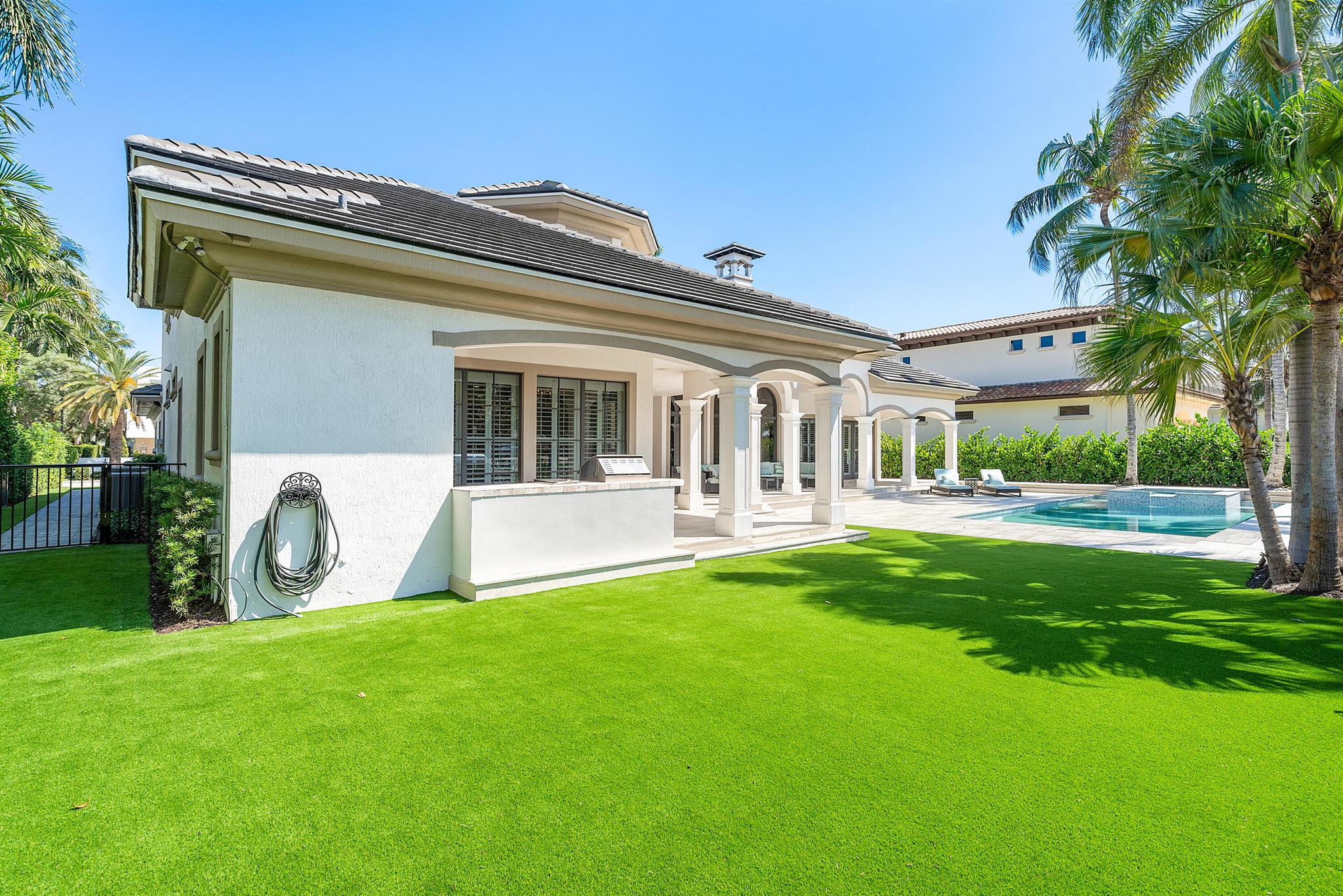 ROYAL PALM YACHT & COUNTR - Residential