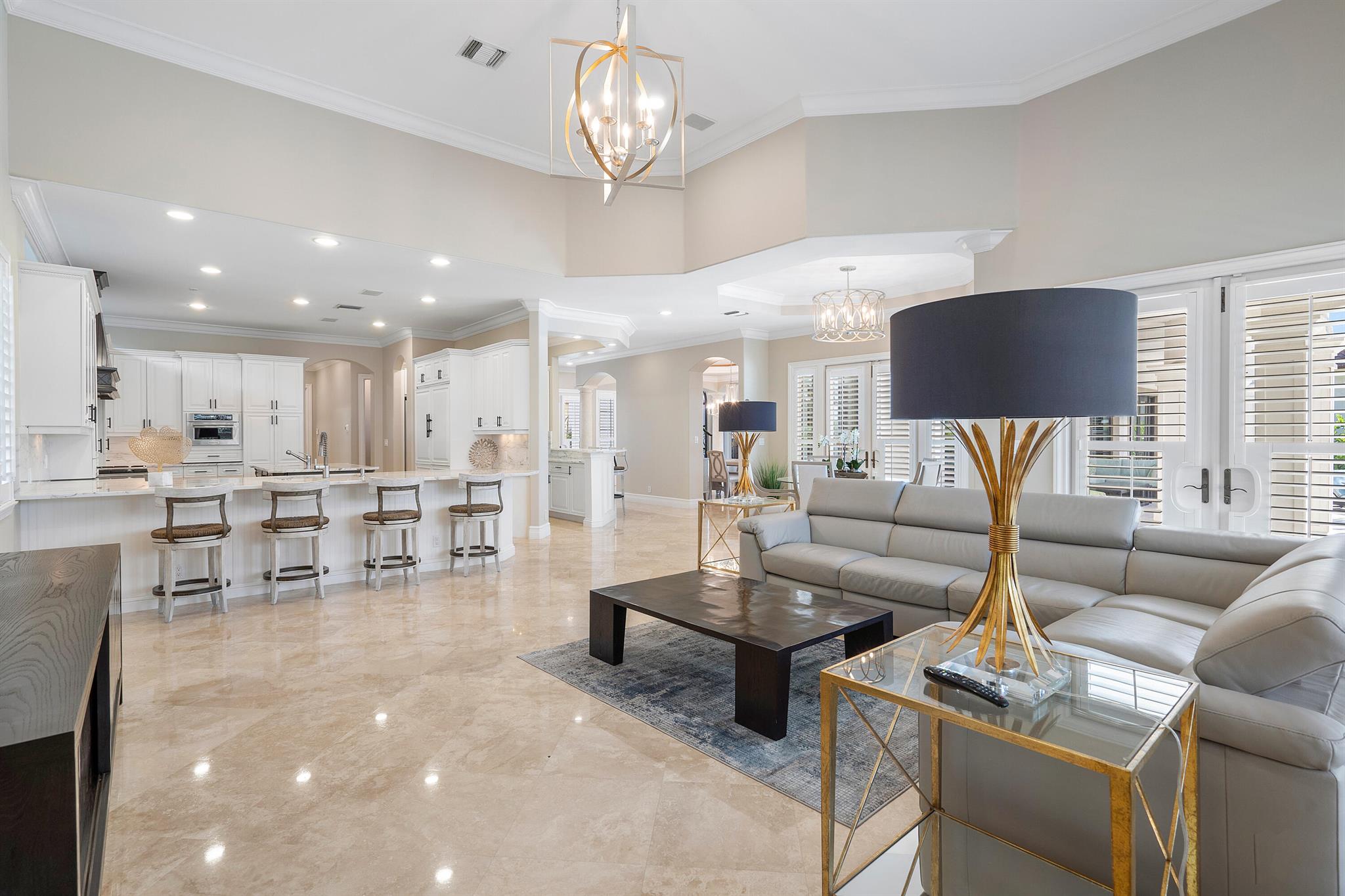 ROYAL PALM YACHT & COUNTR - Residential