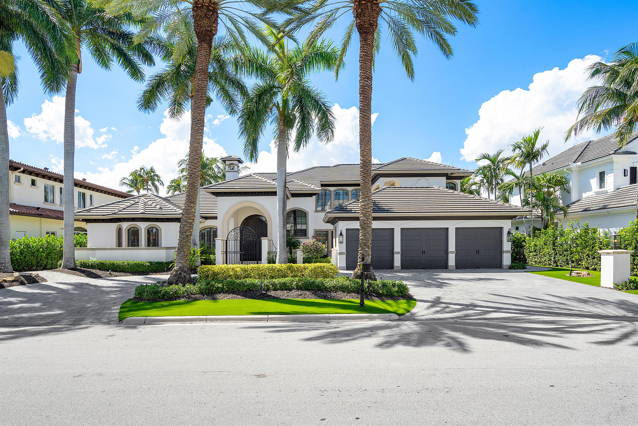 ROYAL PALM YACHT & COUNTR - Residential